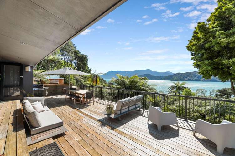 2515 Kenepuru Road Kenepuru Sounds_2