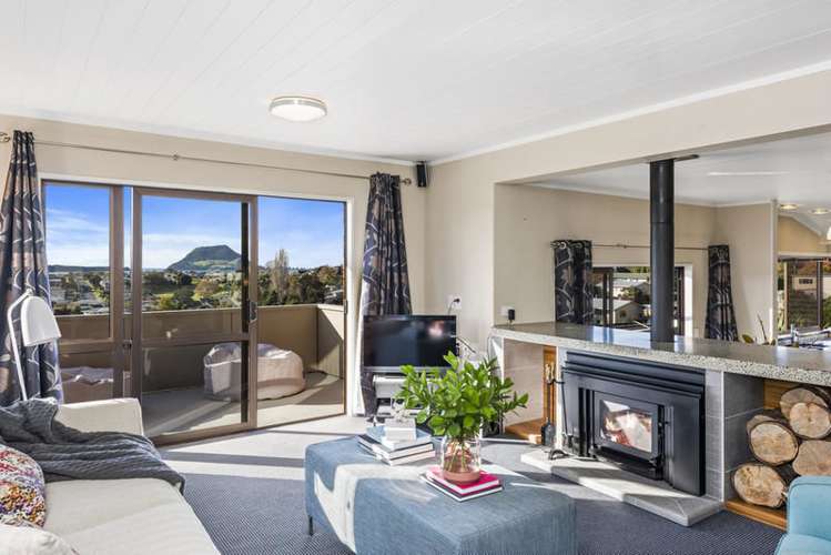 57 Hillcrest Road Otumoetai_4