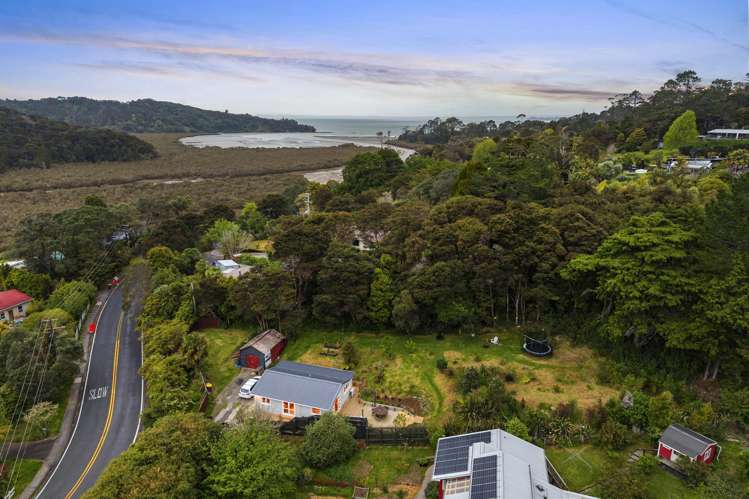 619 Huia Road Parau_13