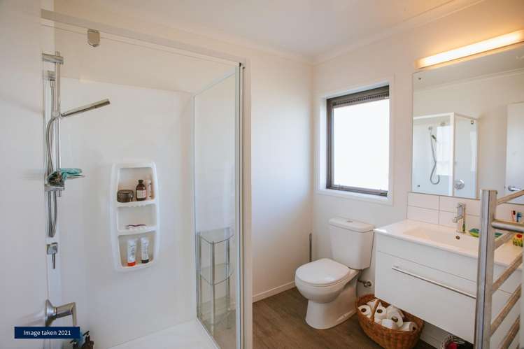 29 Finch Street Albert Town_11