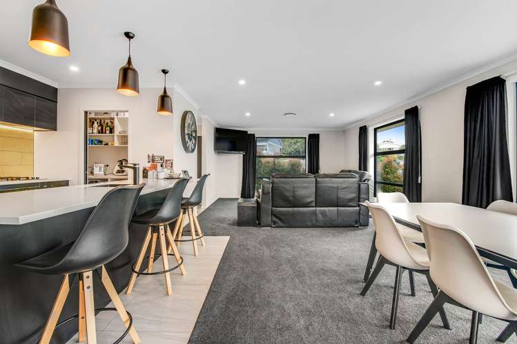 3 Saint Julia Court Helensville_5