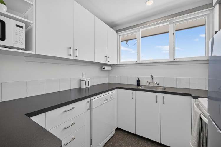 1/231a Wainoni Road Avondale_8