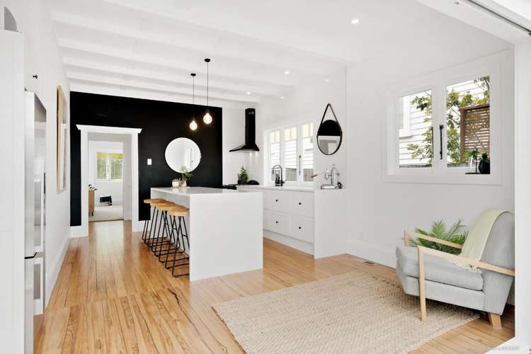 41 Kiwi Road Stanley Point_2