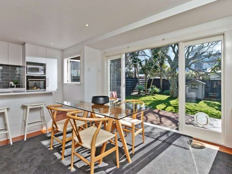 2 Belle Vue Avenue Northcote Point_12