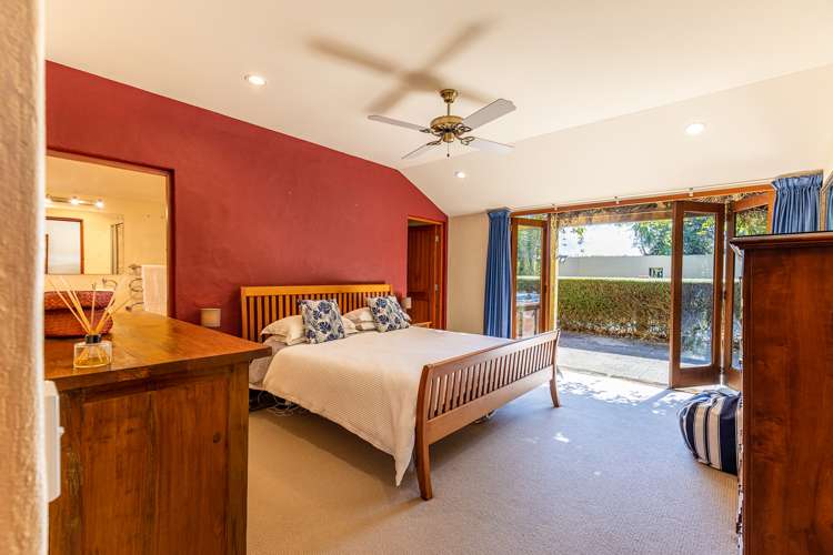 17 Trolove Place Stoke_10