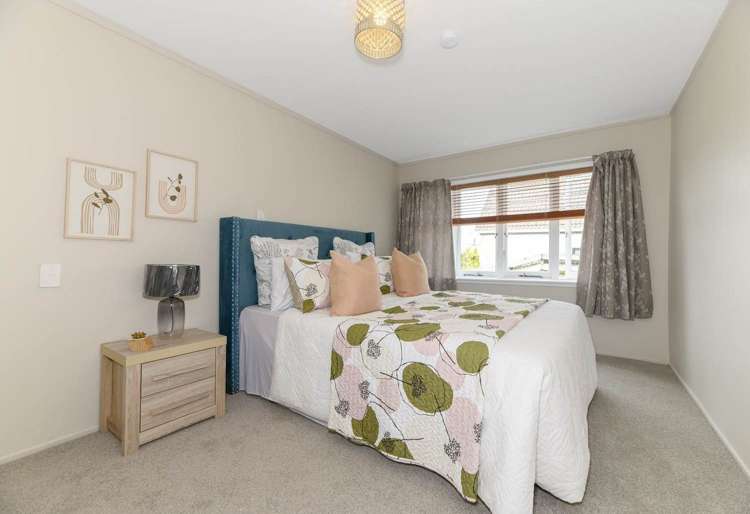 6 Anchor Place Beach Haven_16