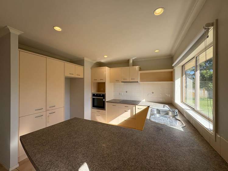 6 Atworth Way Pakuranga Heights_6