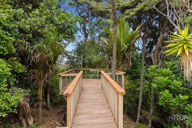 242 Forest Hill Road Waiatarua_1