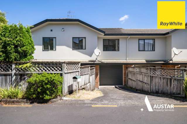 Well presented Town House in New Lynn