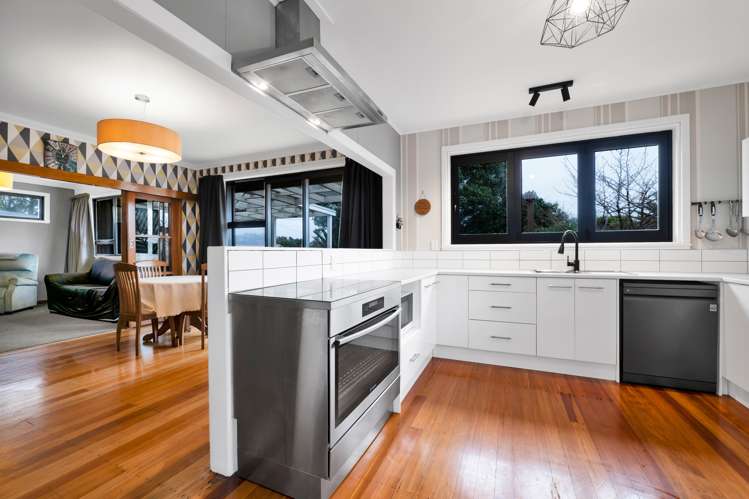 73 Ihaia Road Opunake_5