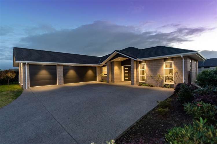 11 Michael Terrence Place Flagstaff_2