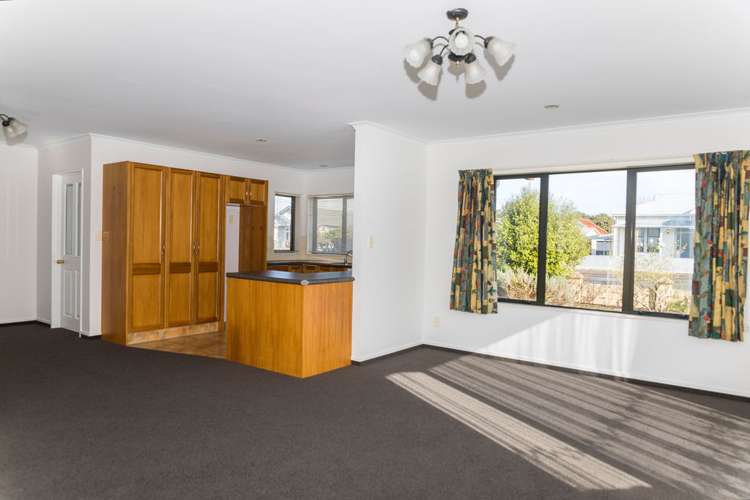 45 Barraud Street Dannevirke_6
