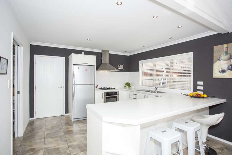 19 Meridian Grove Kelvin Grove_8