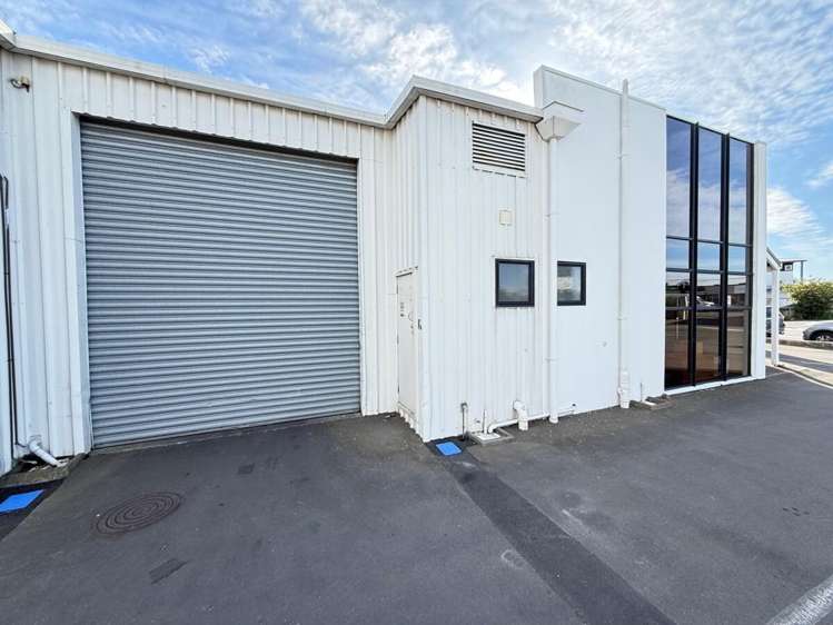 Unit 1, 129 Maraekakaho Road Stortford Lodge_1