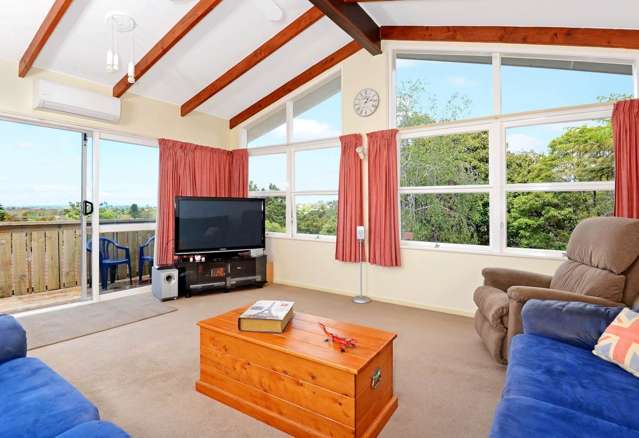 4 bedroom 2 bathroom in Hillcrest