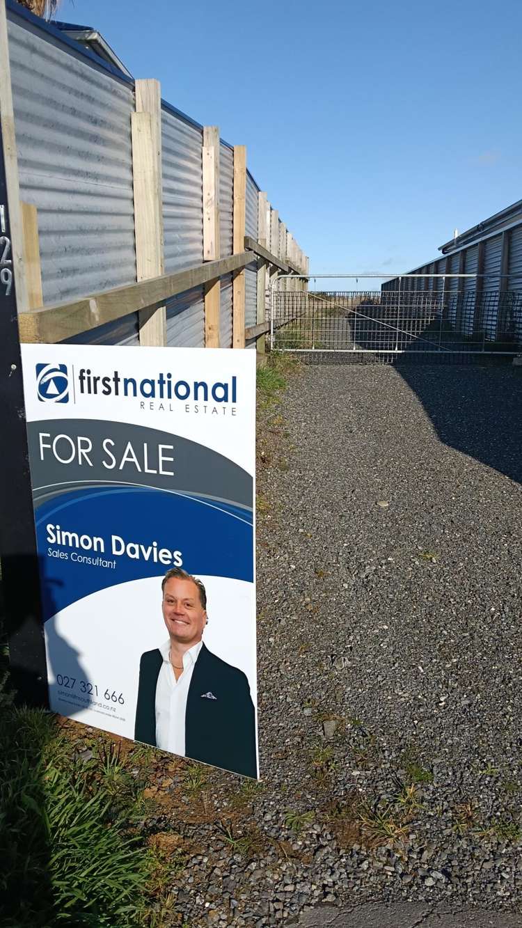 129 Stirrat Street_0