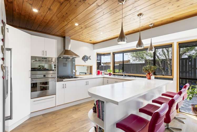 98 Bleakhouse Road Howick_13