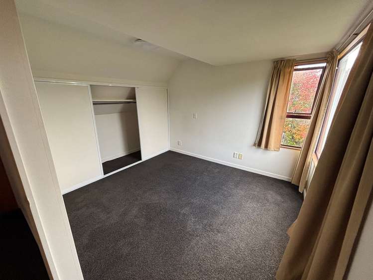 8A Braco Place Burnside_12