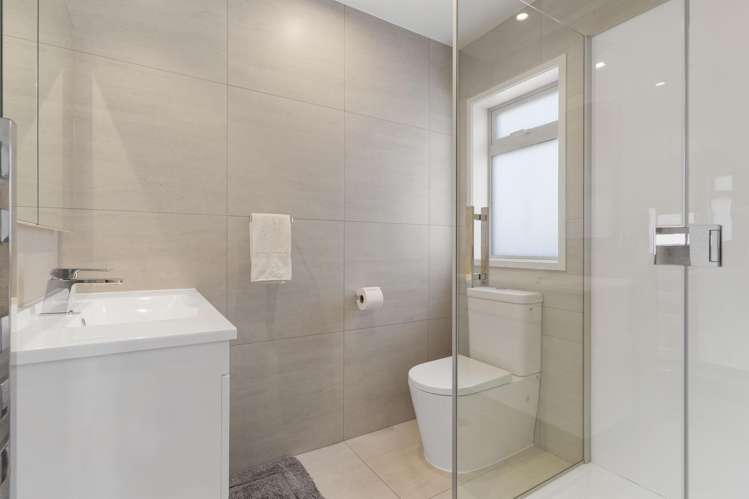 2/15 Cornwall Park Avenue Epsom_11