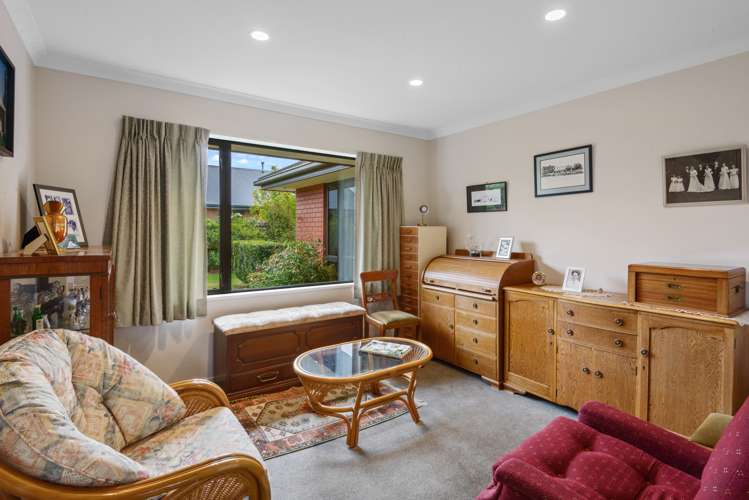 81 North Terrace Darfield_9