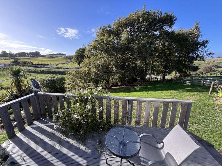 75 Sandon Road Feilding_24