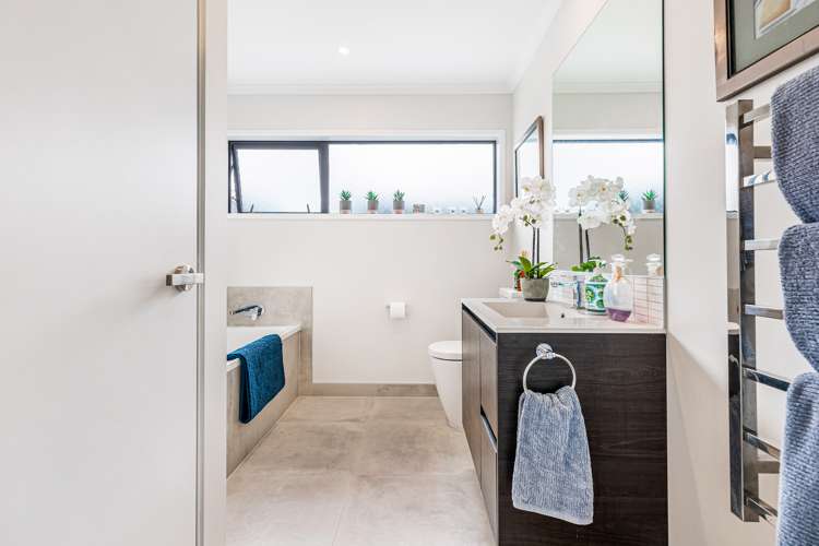 16 Kauri Amber Road Westgate_25