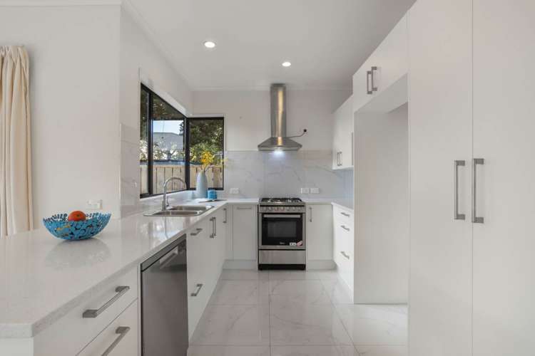 23a Memorial Avenue Mount Roskill_11