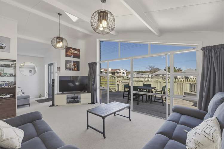 4A Blake Street Waitara_16
