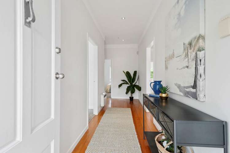 136 Peary Road Mount Eden_16