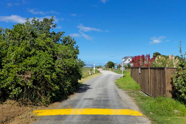 44 Kapiti Lane Otaki Beach_15