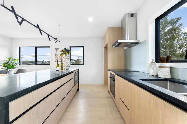 6A Tristram Avenue Forrest Hill_11