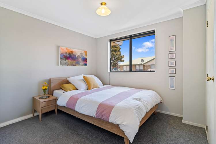 38 Diomede Glade Flagstaff_7