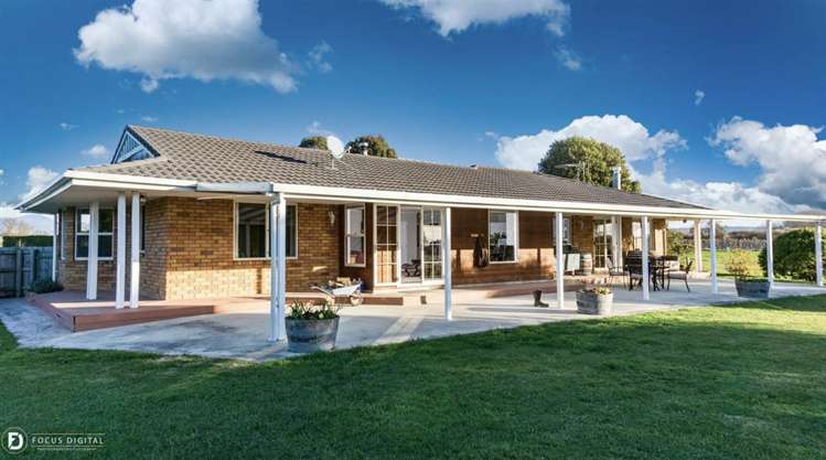 864 Lower Queen Street Richmond_2