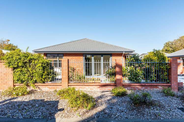 8/22 Boon Street Sydenham_11