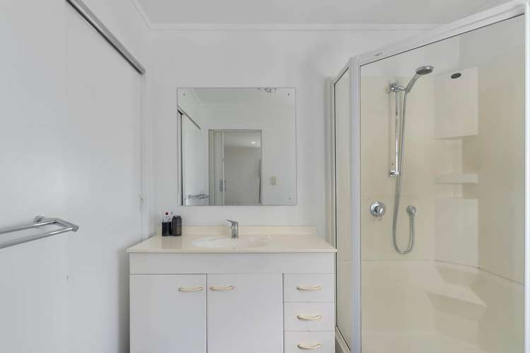 2123 Awhitu Road Pollok_22