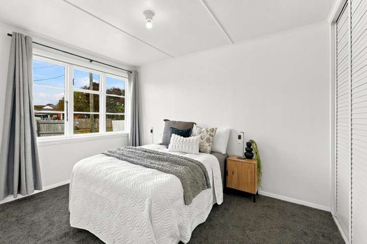 4 Dufek Crescent Wigram_8