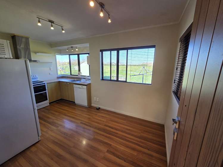 212C Holland Road 3296_6