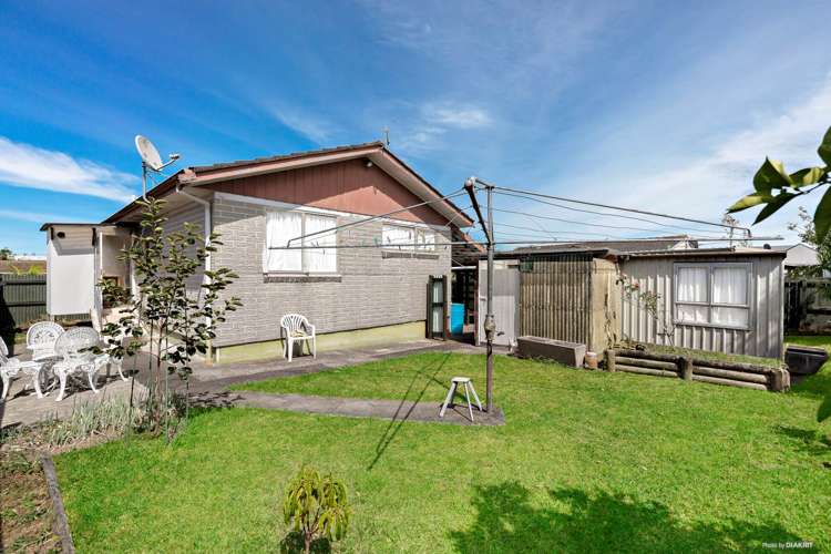 27 Kelman Road Kelston_2