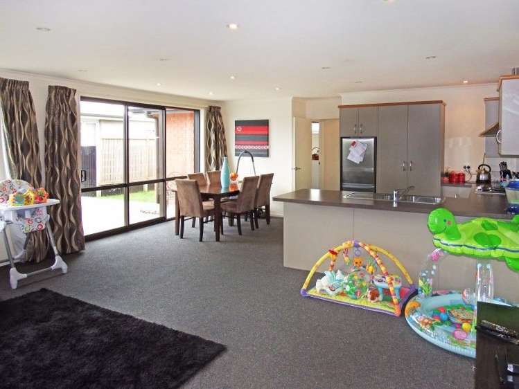 323 North Road Waikiwi_2