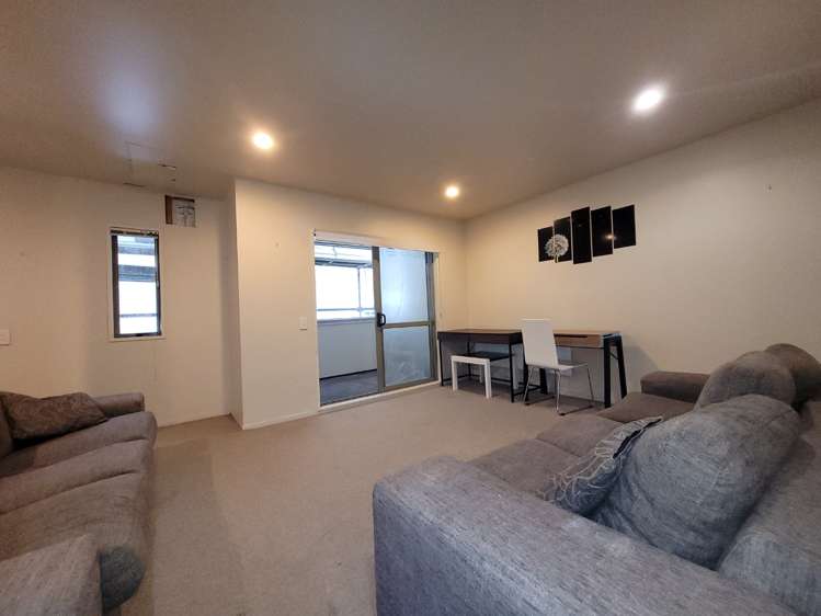 21 Hunters Park Drive 1805_2