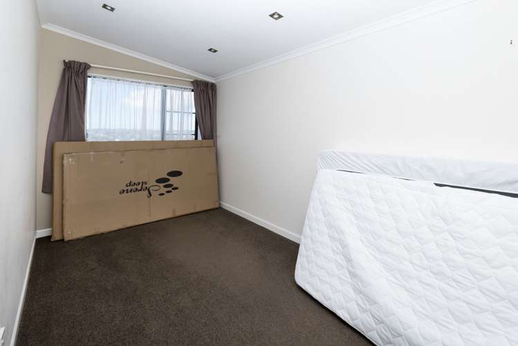 66a Bradbury Road Botany Downs_14