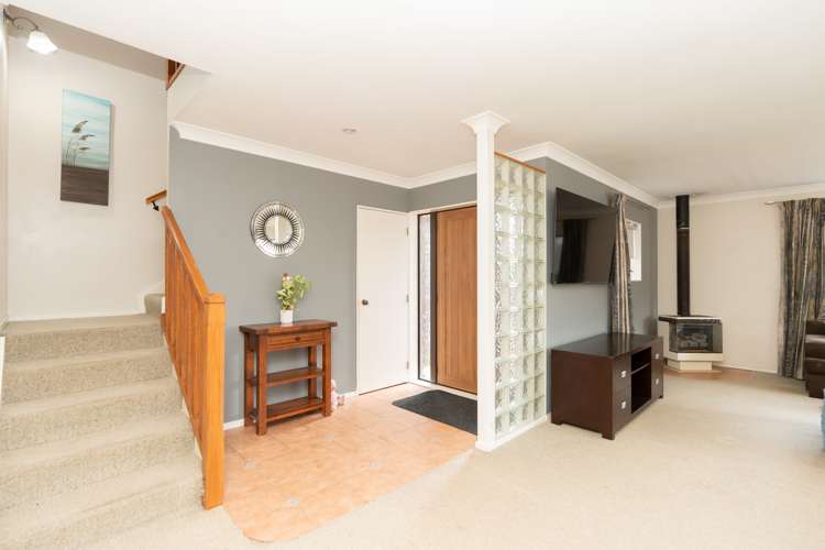 17 Moverley Place Pukete_1