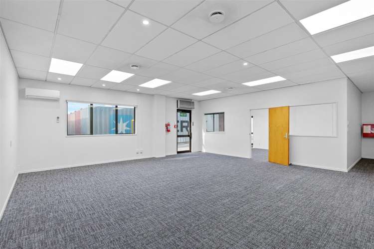 501 Brougham Street Waltham_6