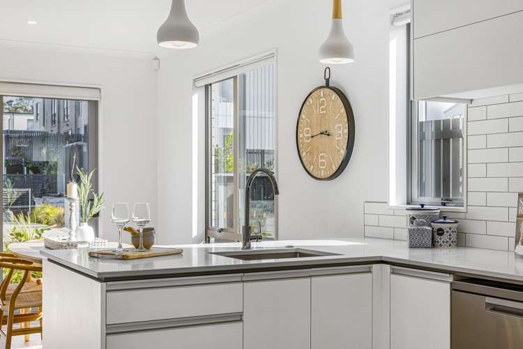 13 Tarakoi Road Hobsonville_31