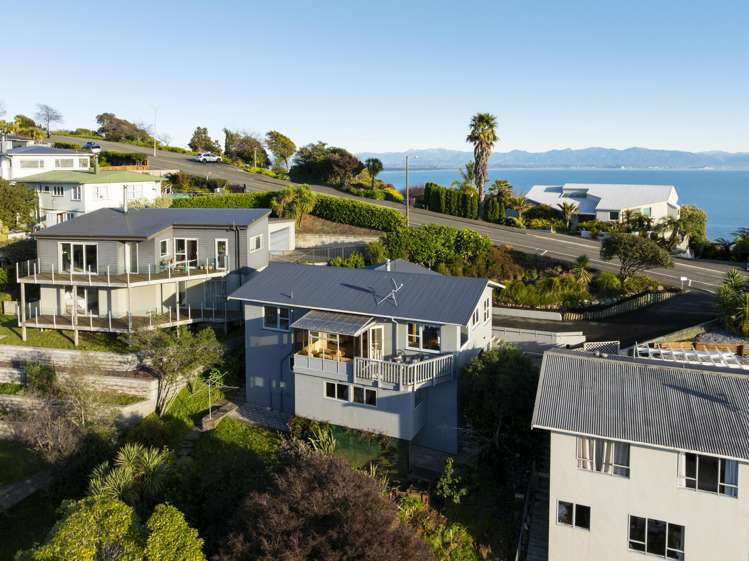 107 Princes Drive Britannia Heights_3