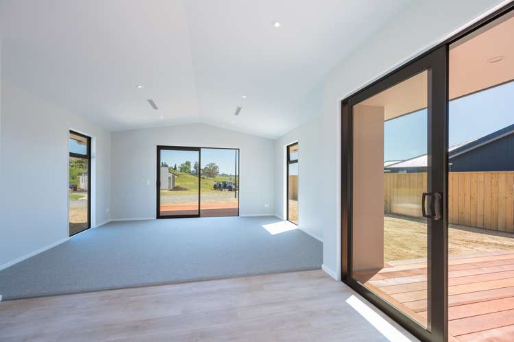 65 Les Wakefield Road Mapua_10