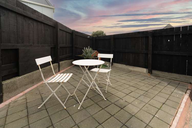 138 Akaroa Drive Maupuia_10