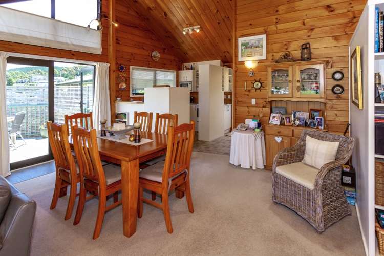 145 Bambury Place Onemana_8