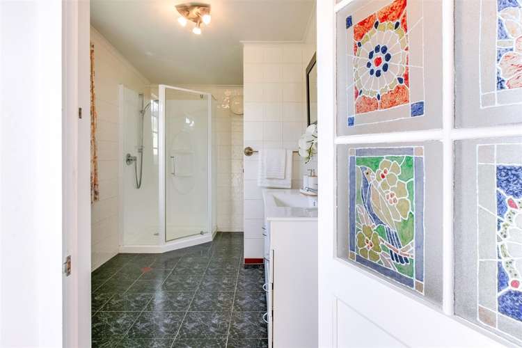 5 Gow Avenue Haumoana_7