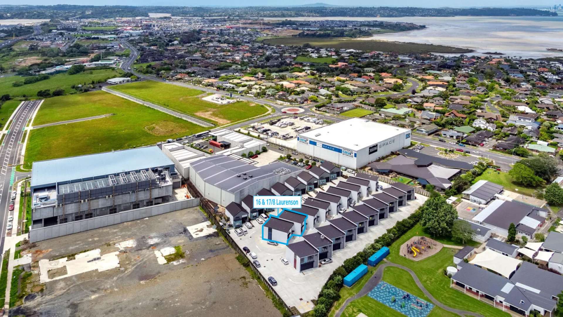 16 & 17/8 Laurenson Road Hobsonville_0